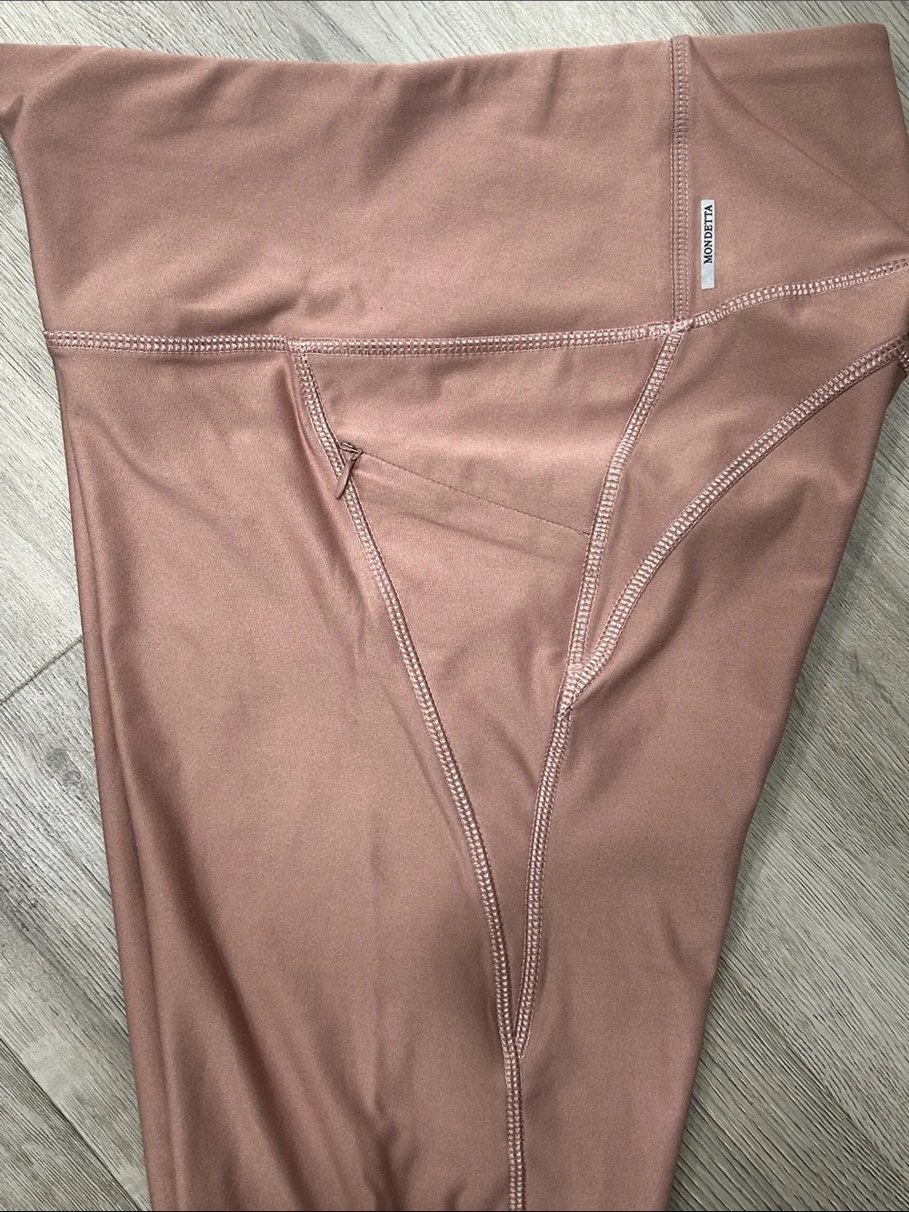 Mondetta Luxery Performance Mauve High-Waist Athletic Leggings Side Zip Pocket S